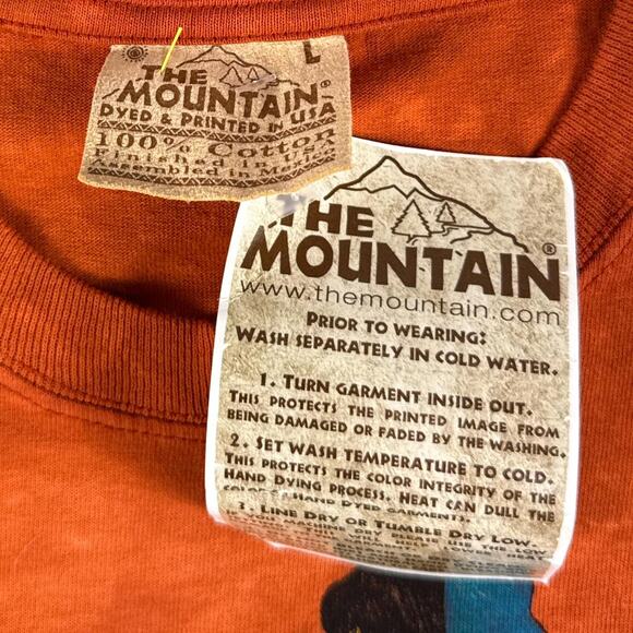 NWT Vintage 2000 The Mountain Amado Pena Native American Orange Dye T-Shirt - Picture 2 of 6